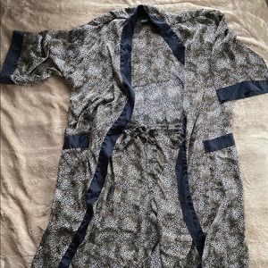 Silk animal print set